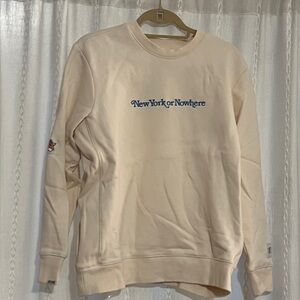 NWOT Women’s Knicks X New York or Nowhere Cream Sweatshirt
